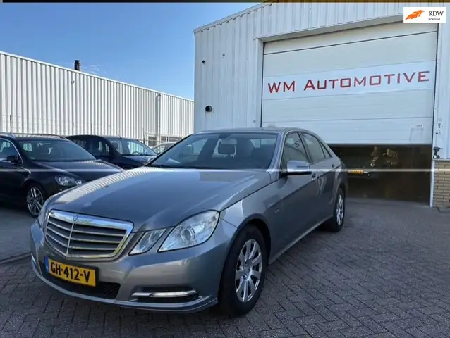 Mercedes-Benz E 300 CGI Elegance LEDER AUTOMAAT