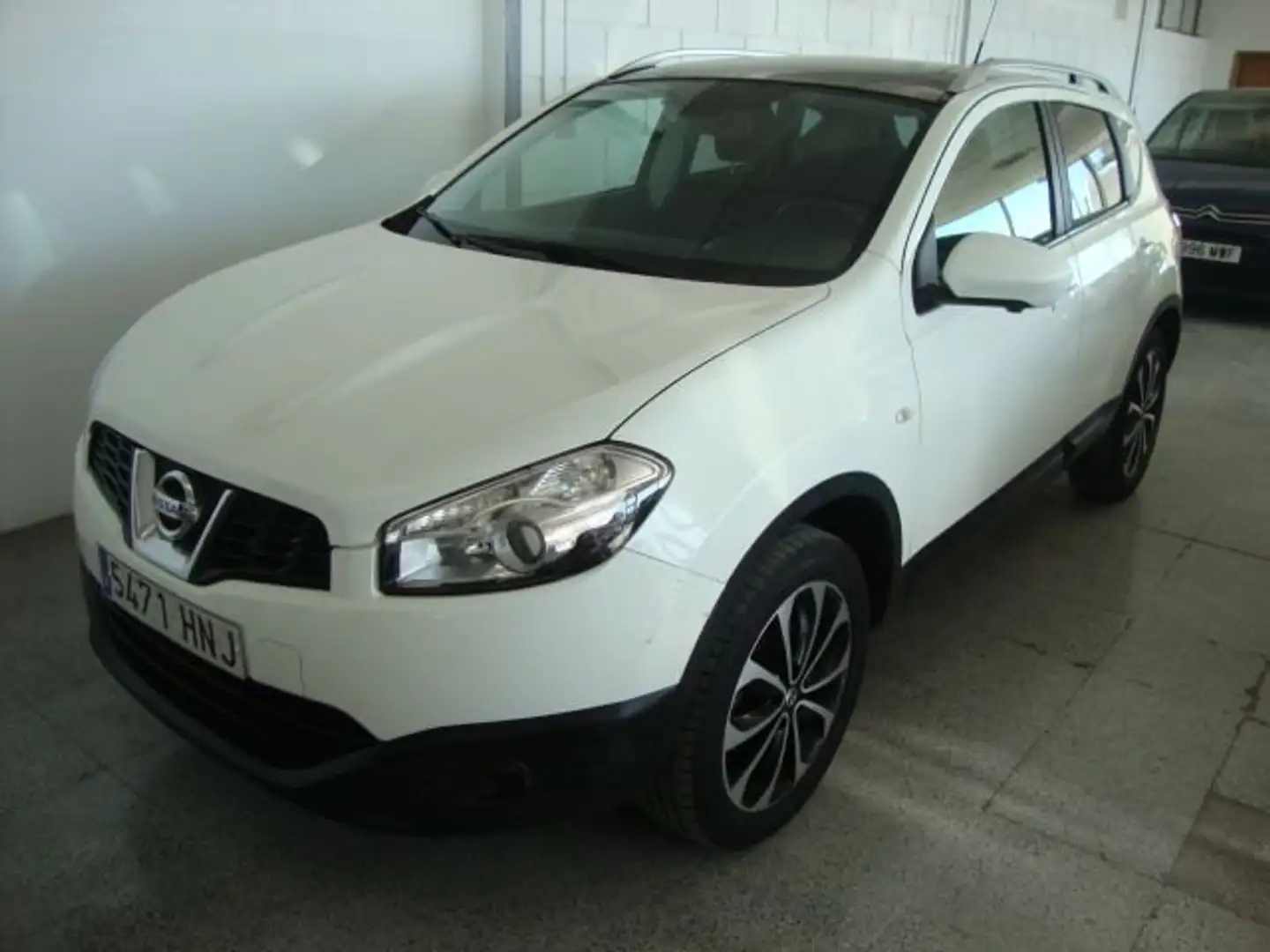 Nissan Qashqai · QASHQAI+2 TEKNA PREMIUM 1.5 dCi 4x2 17" Piel 36 Blanco - 2