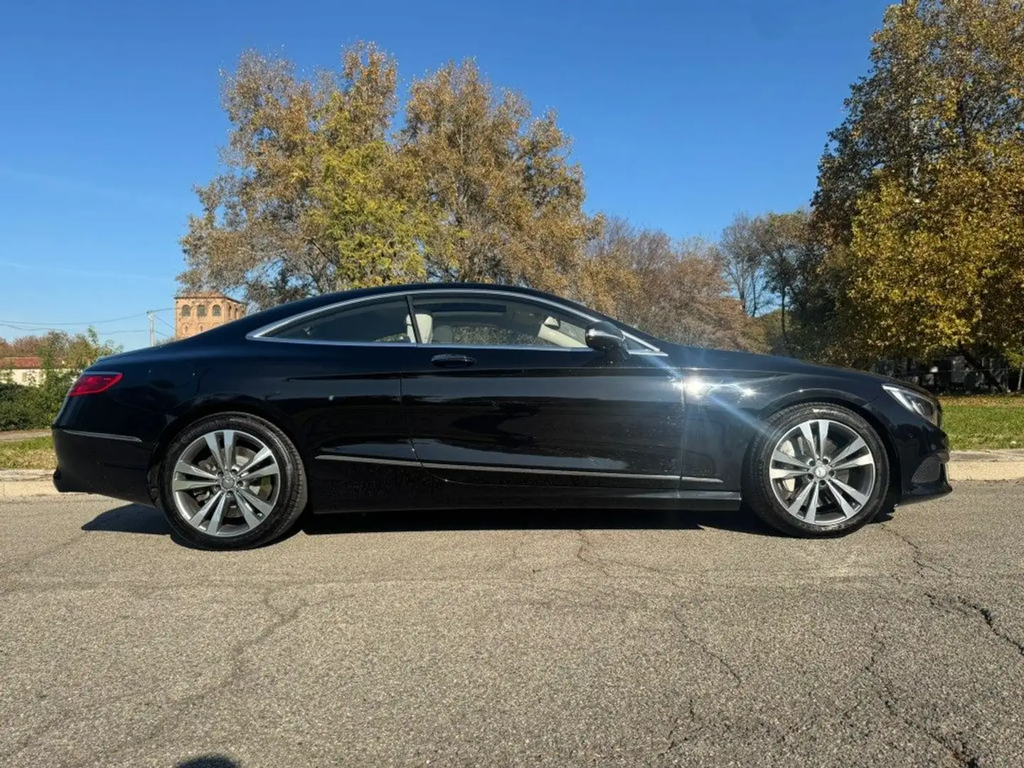 Mercedes-Benz S 500 S SEC 500 Coupé Premium Schwarz - 2