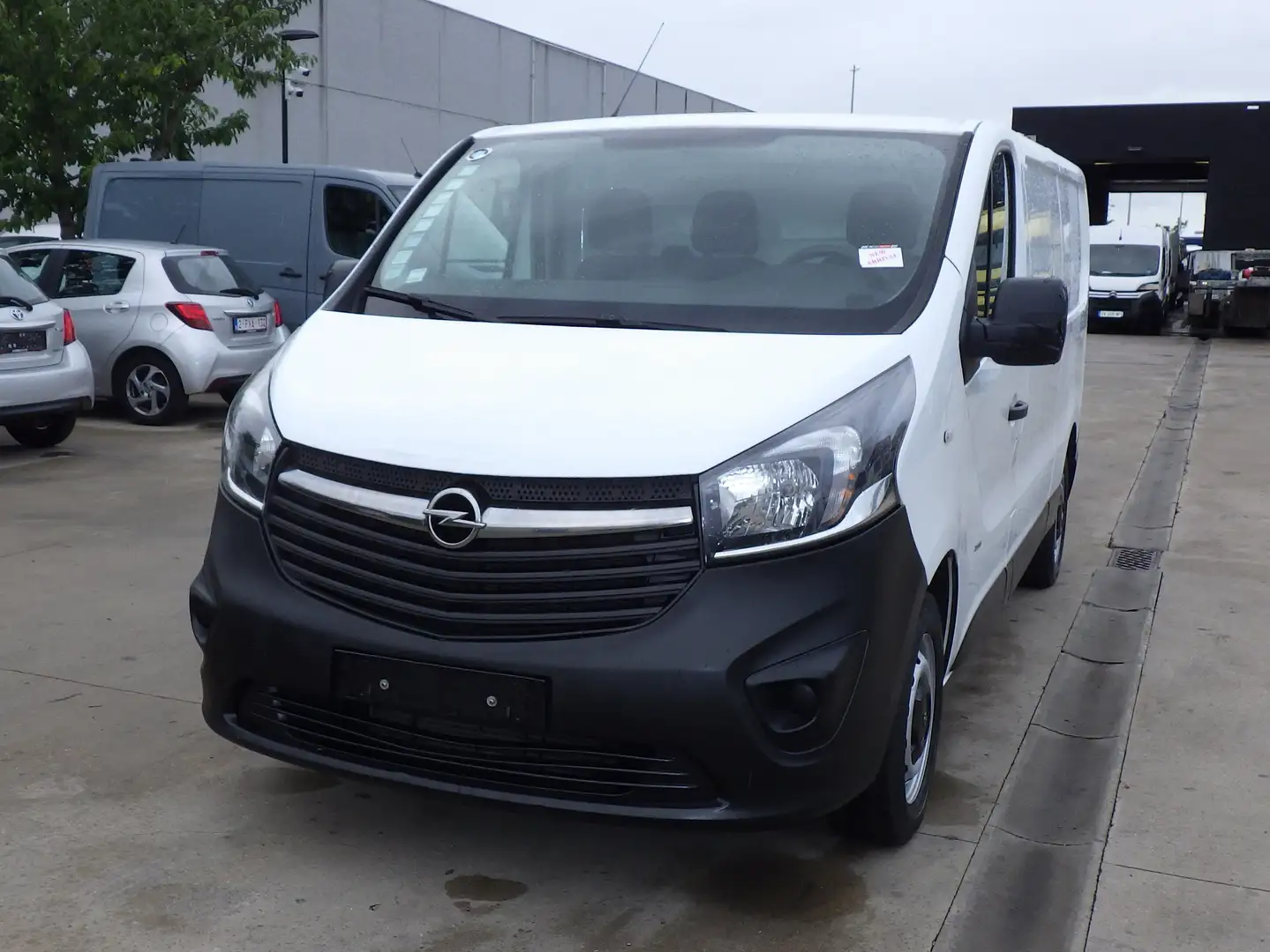 Opel Vivaro 2900 (Stock ID 13949) Blanc - 1