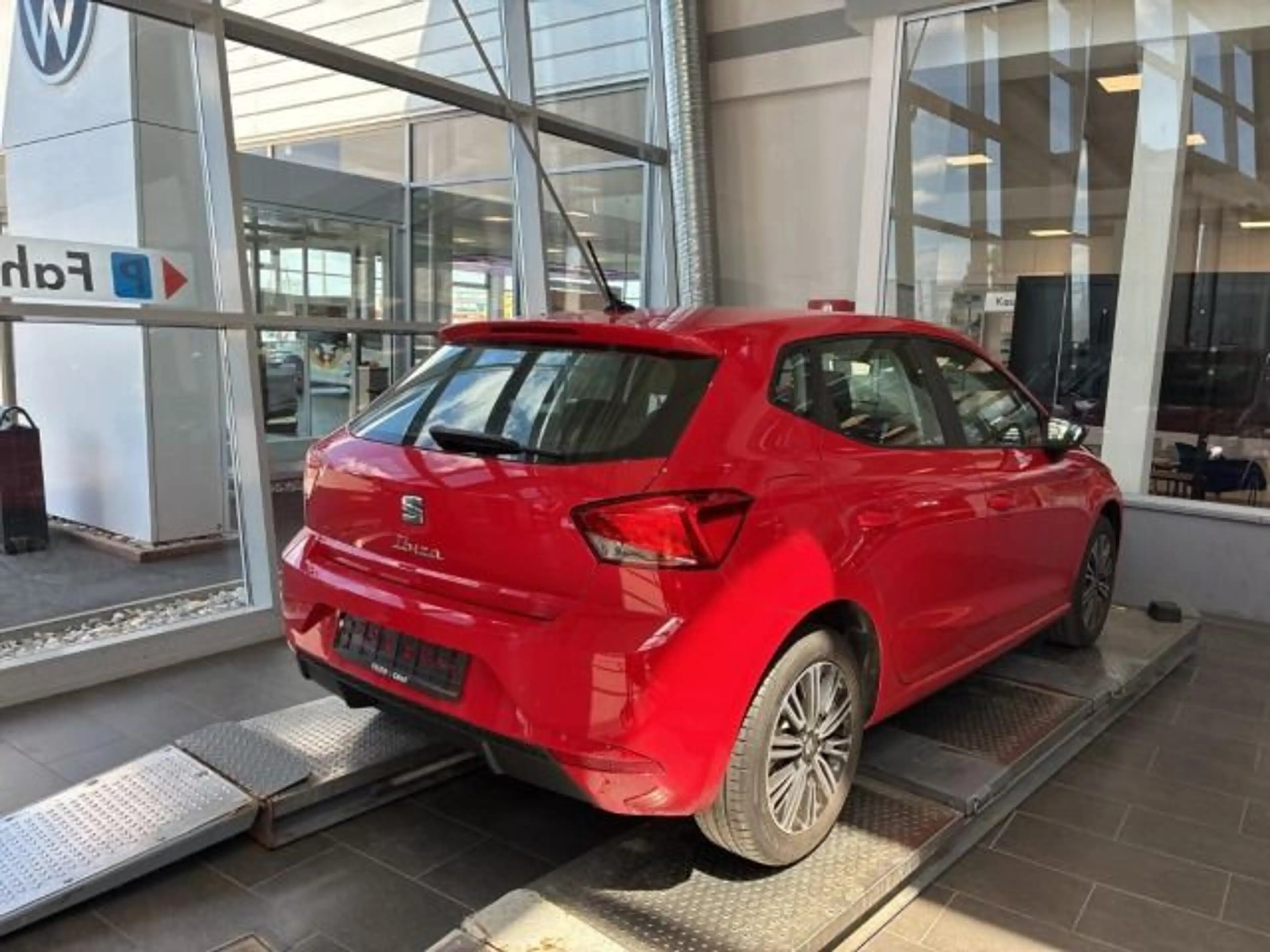 SEAT Ibiza Style Edition 1.0 TSI DSG, RFK, NAVI — photo 2
