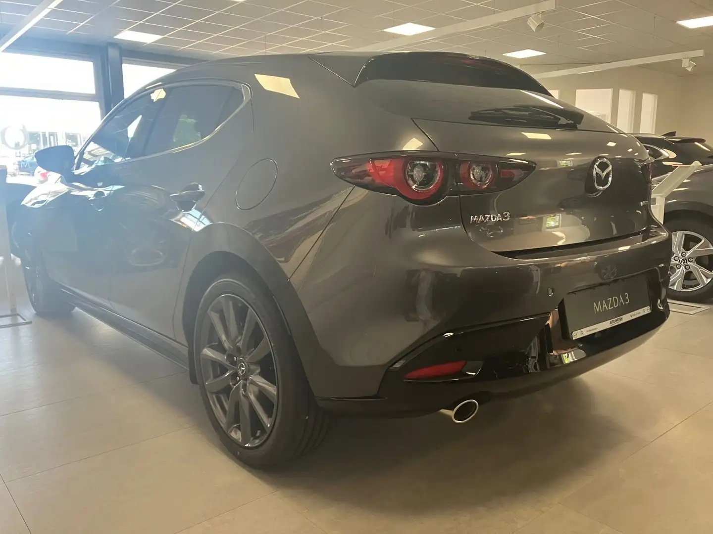 Mazda 3 NAVI|SHZ|Klimaanlage|CarPlay|Einparkhilfe|LED Gris - 2