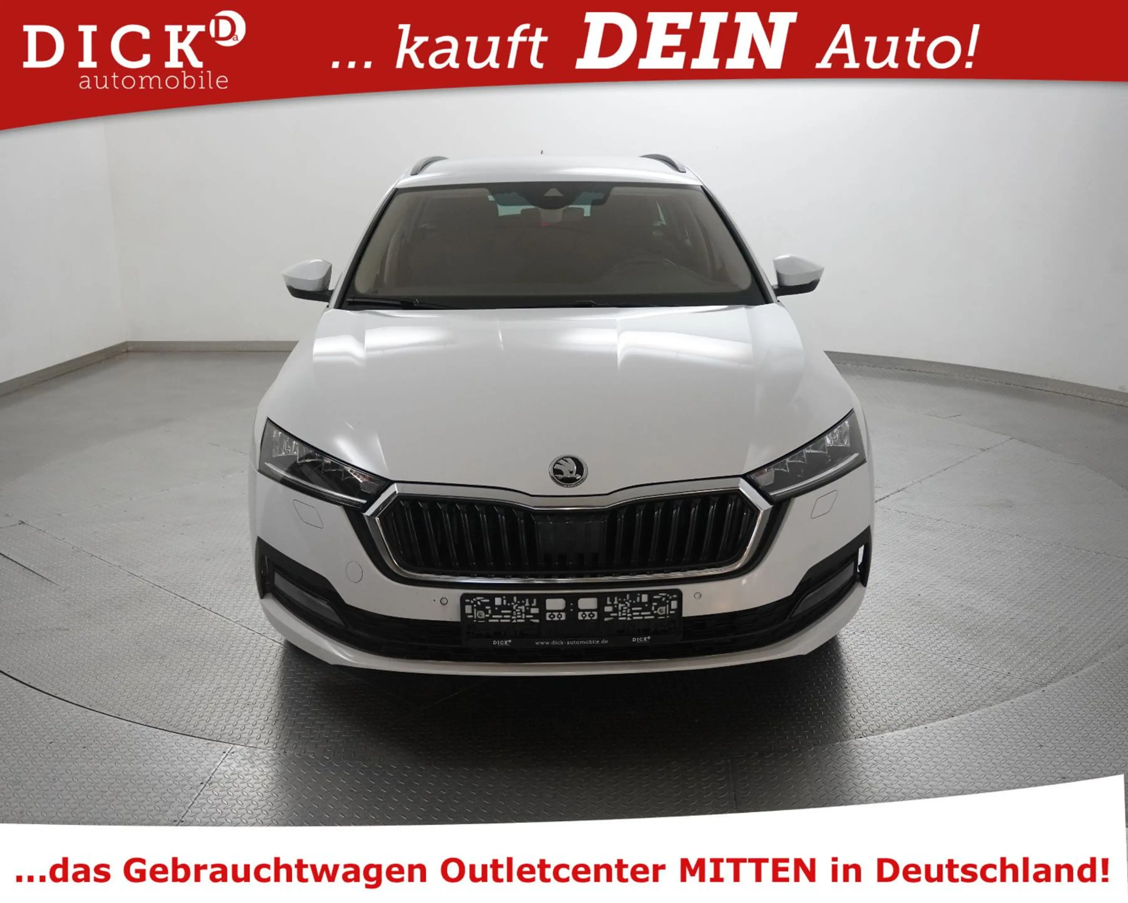Skoda Octavia C 2.0d DSG Ambit COLUM+VIRTU+LED+AHK+KAM — photo 3