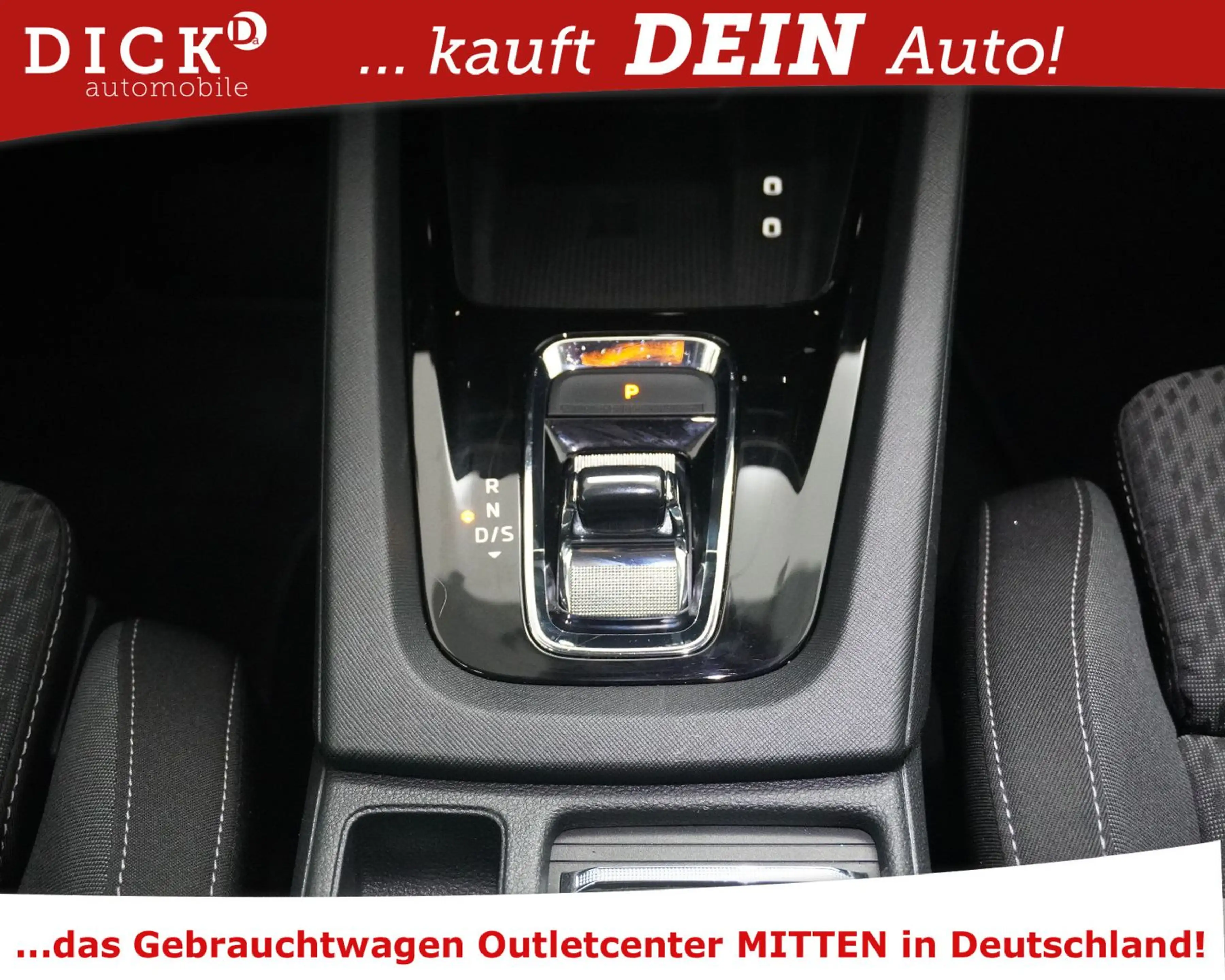 Skoda Octavia C 2.0d DSG Ambit COLUM+VIRTU+LED+AHK+KAM — photo 15