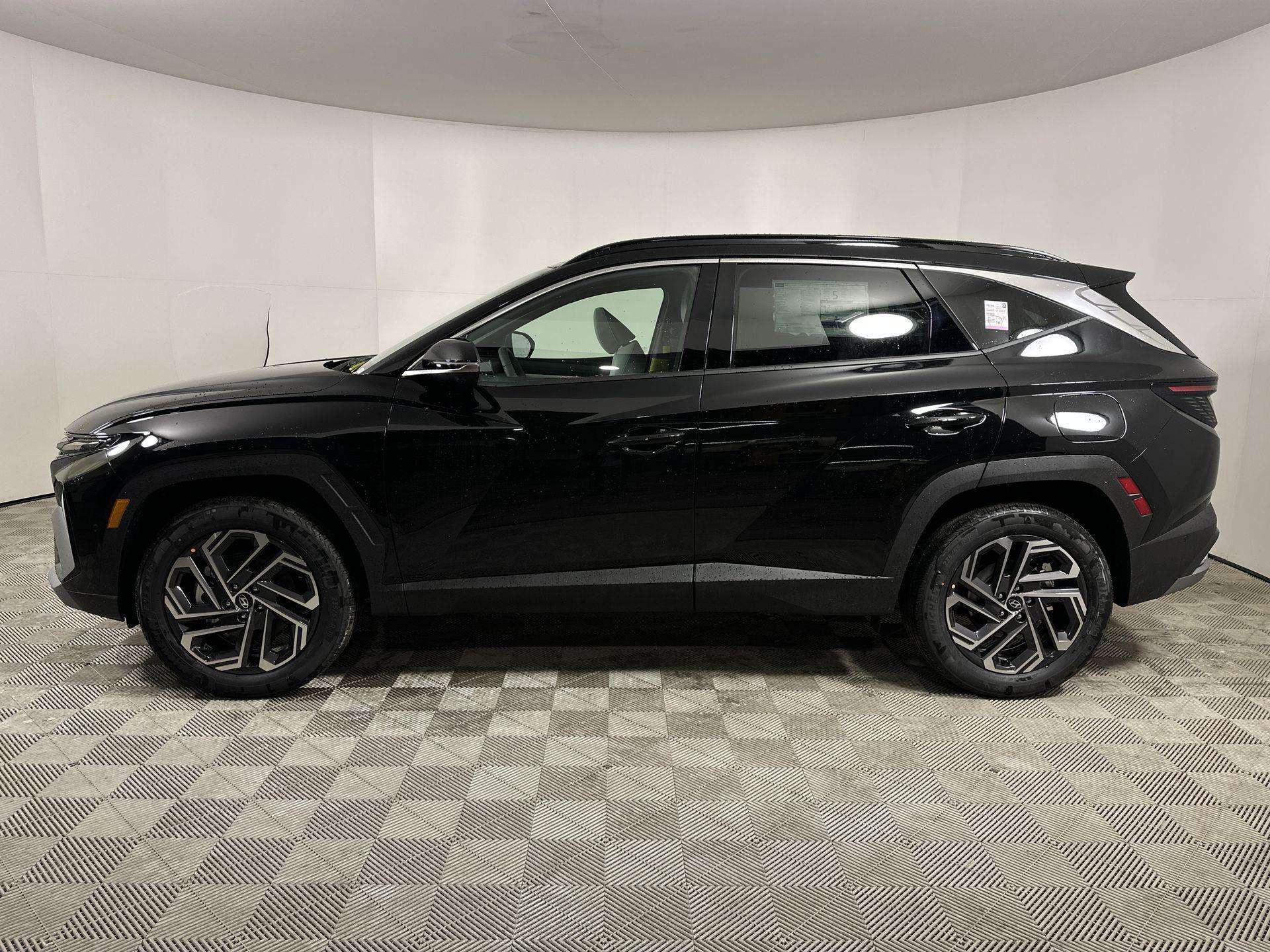 2026 Hyundai Tucson Ultimate — снимка 1