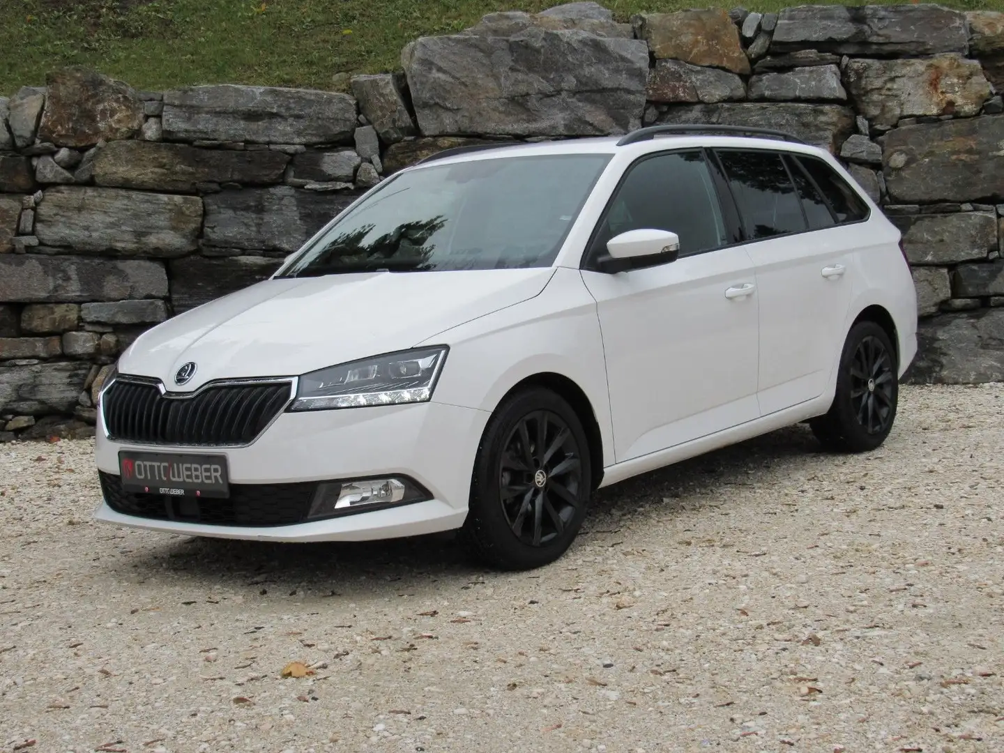Skoda Fabia 1.0l TSI 70kW STYLE COMBI DYNAMIC NAVI RVC Weiß - 1