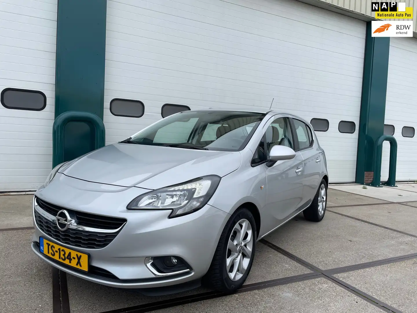 Opel Corsa 1.3 CDTI Color Edition Nieuwstaat! Grijs - 1