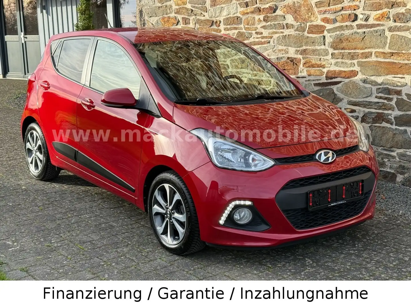 Hyundai i10 Passion Rot - 1