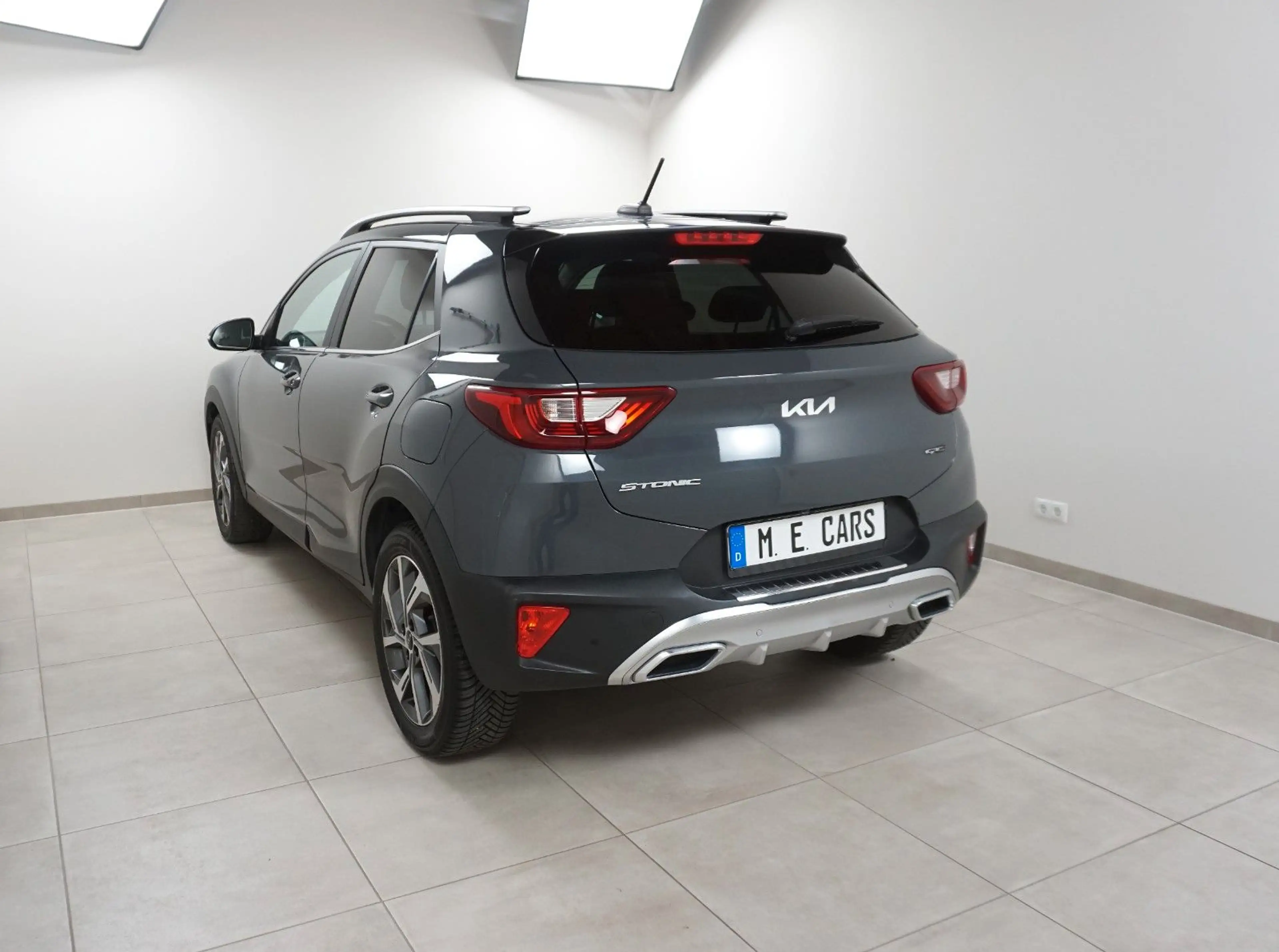Kia Stonic GT-Line SCHECKHEFT GARANTIE ERST 13000 KM — photo 2