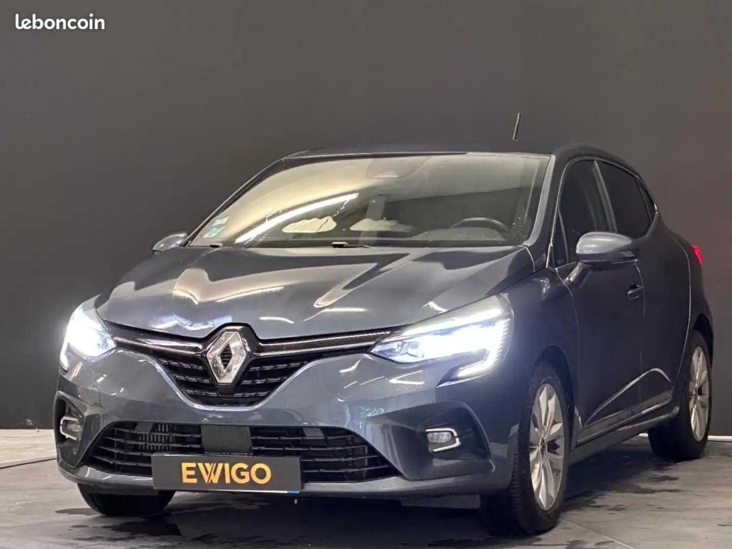 Renault Clio 1.0 TCE 100 CH INTENS Grau - 1