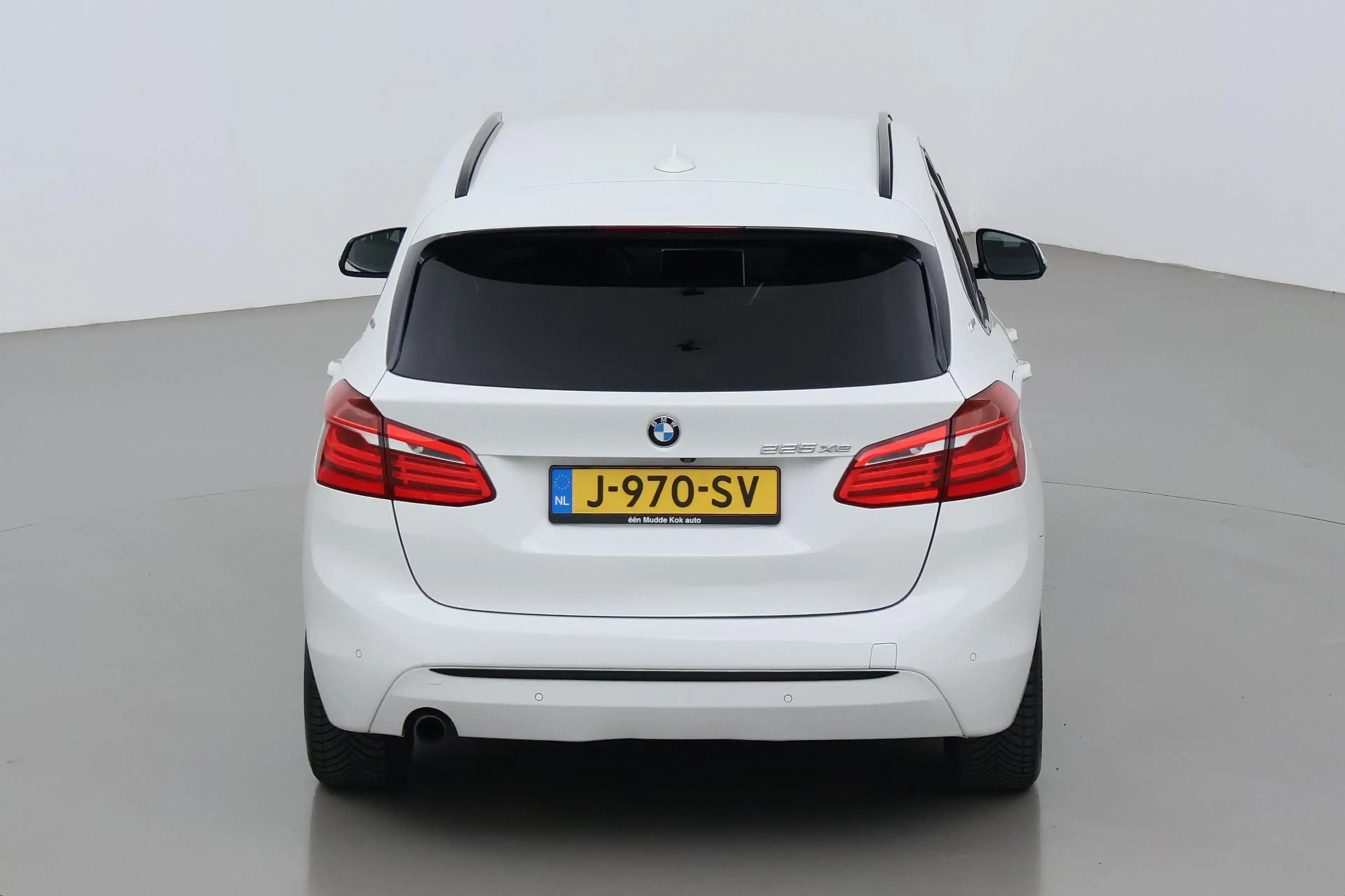 BMW 225 2-serie Active Tourer 225xe Luxury | Head-Up | Cam — photo 9