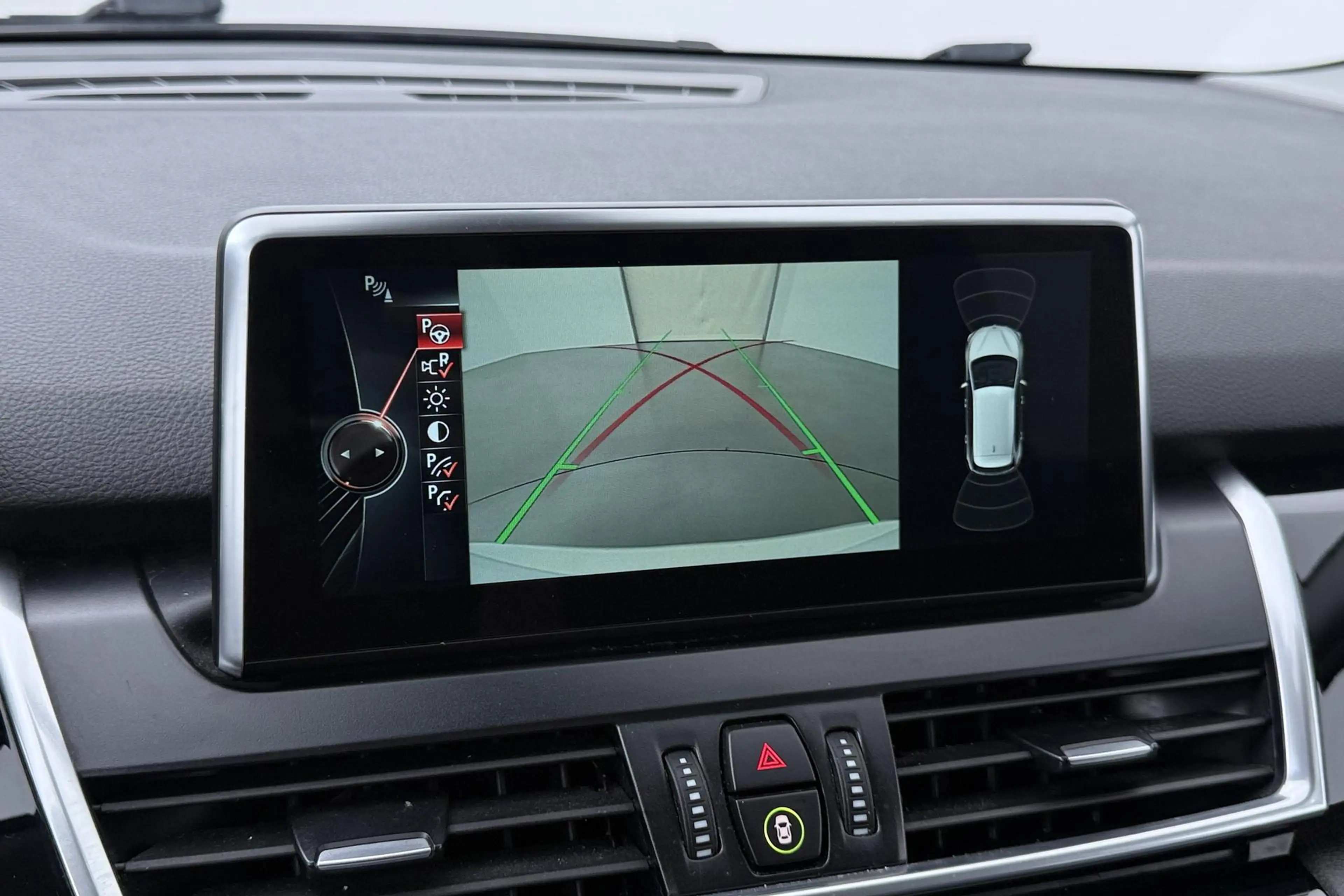 BMW 225 2-serie Active Tourer 225xe Luxury | Head-Up | Cam — photo 12