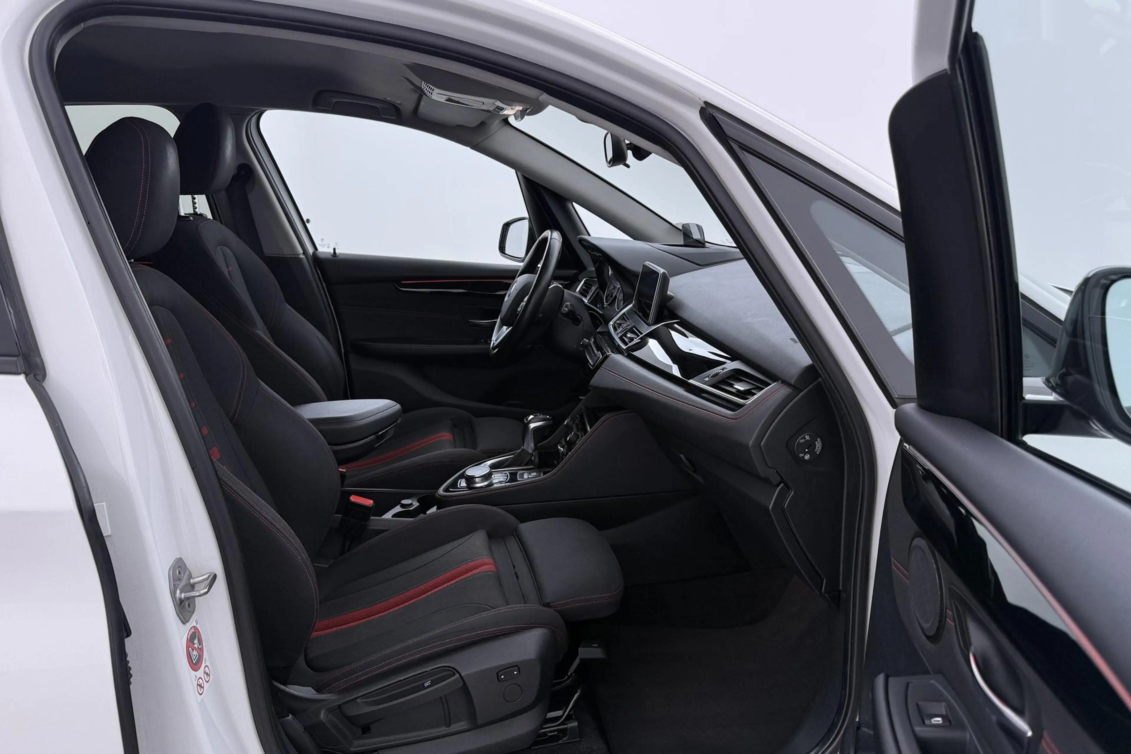 BMW 225 2-serie Active Tourer 225xe Luxury | Head-Up | Cam — photo 5