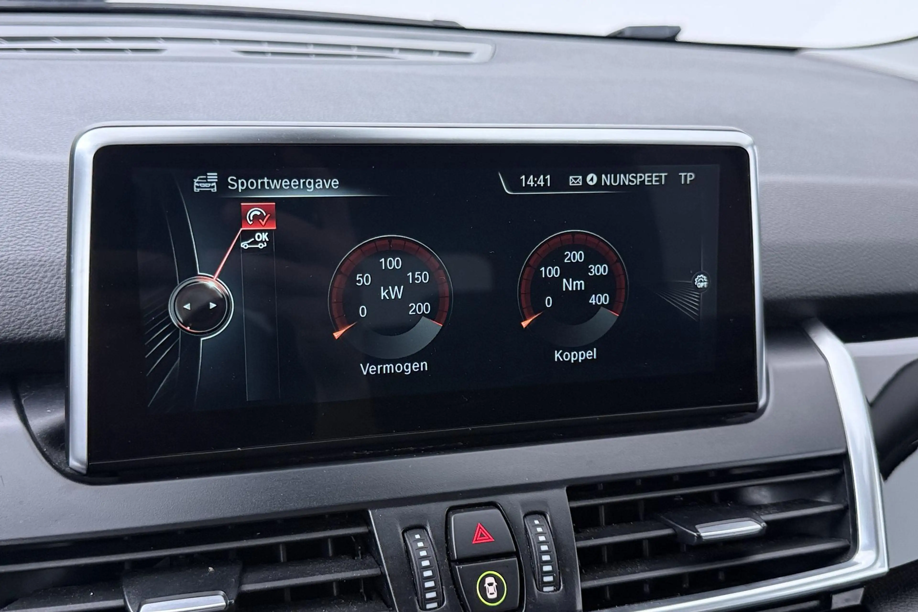 BMW 225 2-serie Active Tourer 225xe Luxury | Head-Up | Cam — photo 25
