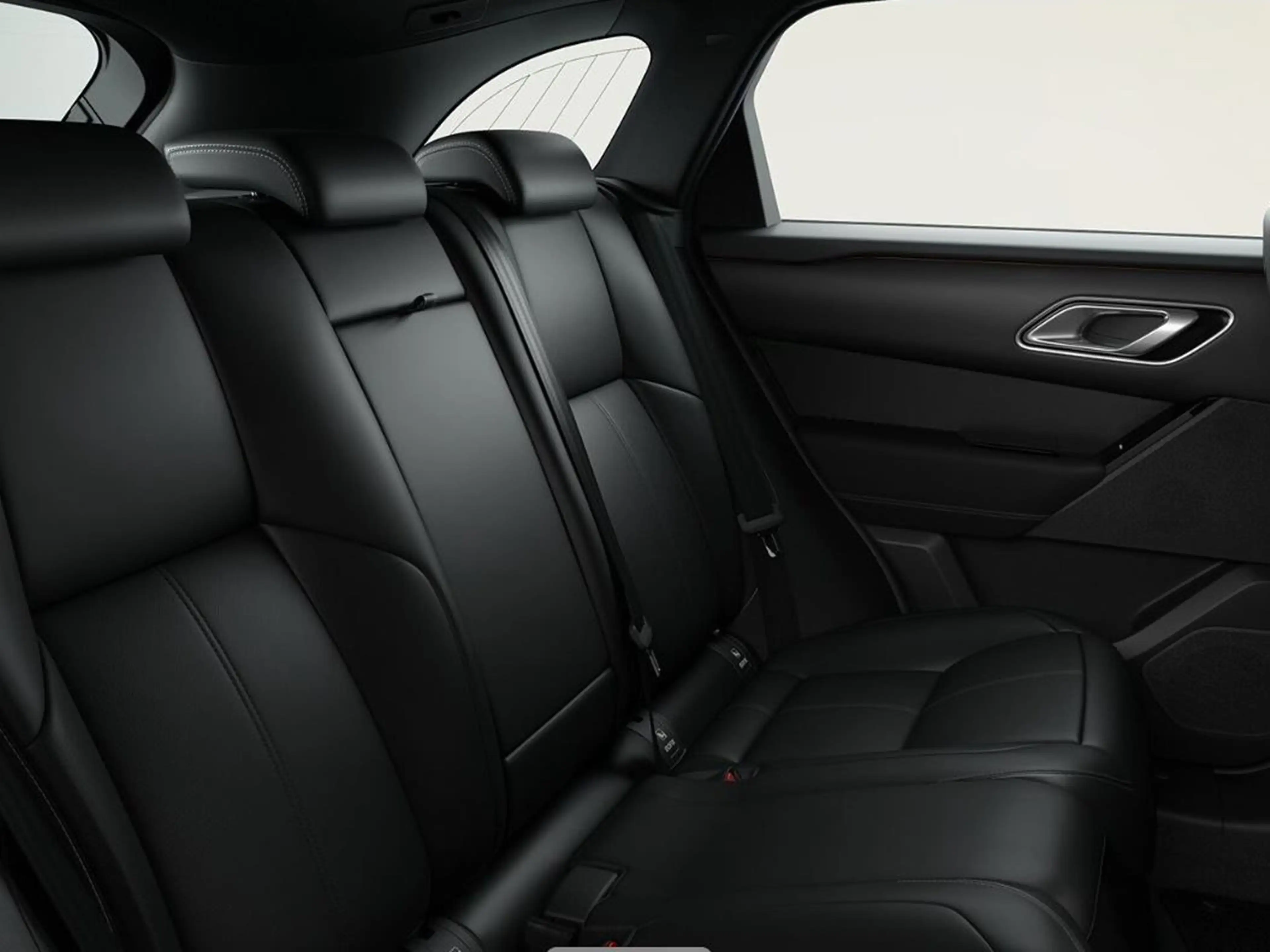Land Rover Range Rover Velar 3.0 D300 Belgravia Edition Pano Black Pack — photo 6