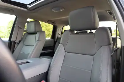 Annonce voiture d'occasion Toyota Tundra - CARADIZE