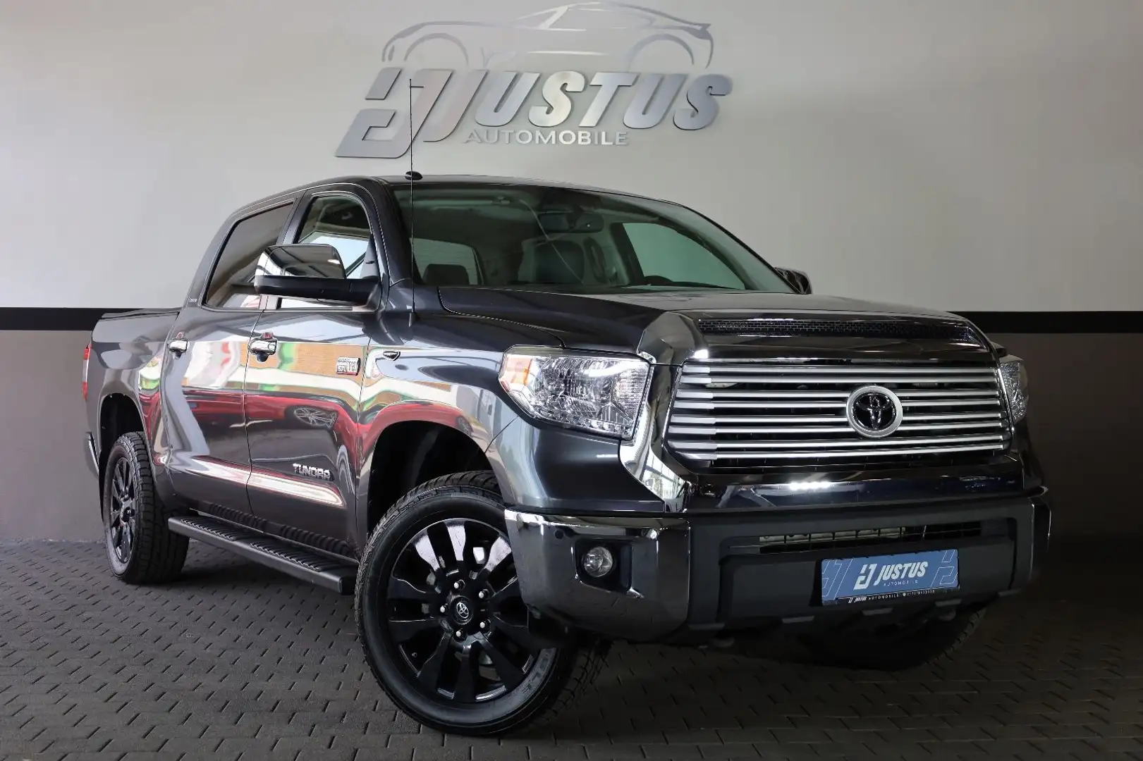 Toyota Tundra 5.7 Limited/KAMERA/PDC/TOTW/SHZ/SBD/R20 Argent - 1