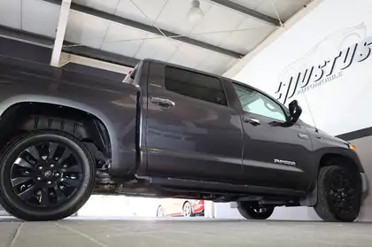 Annonce voiture d'occasion Toyota Tundra - CARADIZE