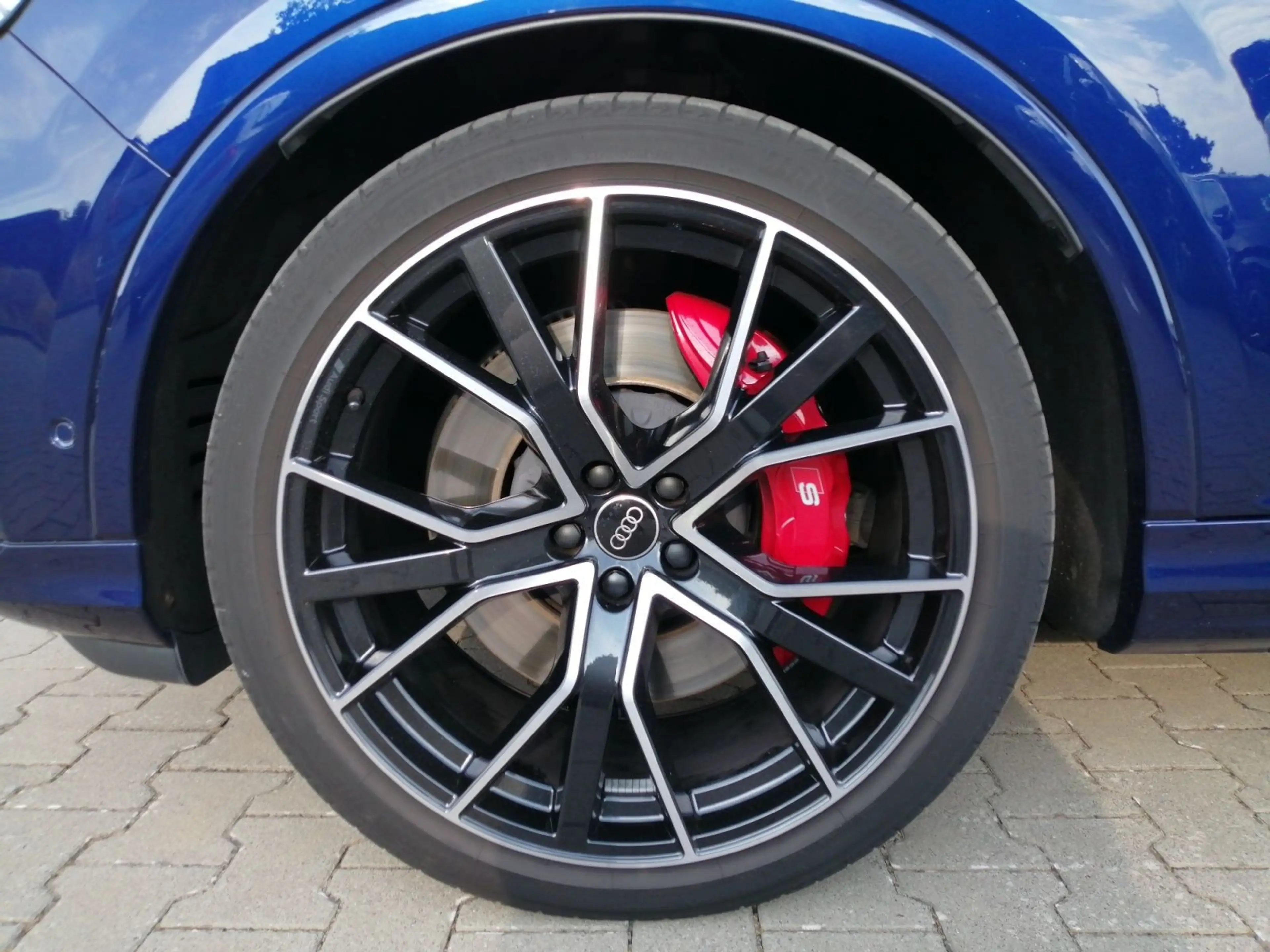 Audi SQ7 competition plus Laser Pano SportsitzePl B+O — photo 8