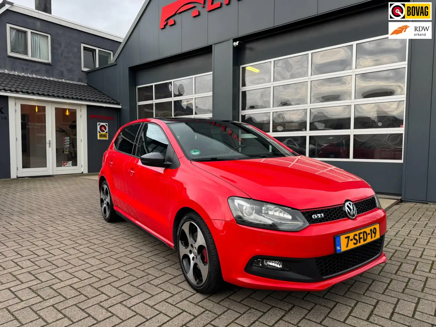 Volkswagen Polo GTI 1.4 TSI / Pano / Carplay / XenonLed / Cruise / Ori Rouge - 1