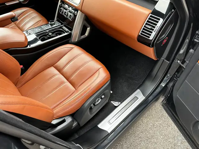Land Rover Range Rover 4,4 SD V8 Autobiography Ansicht 26