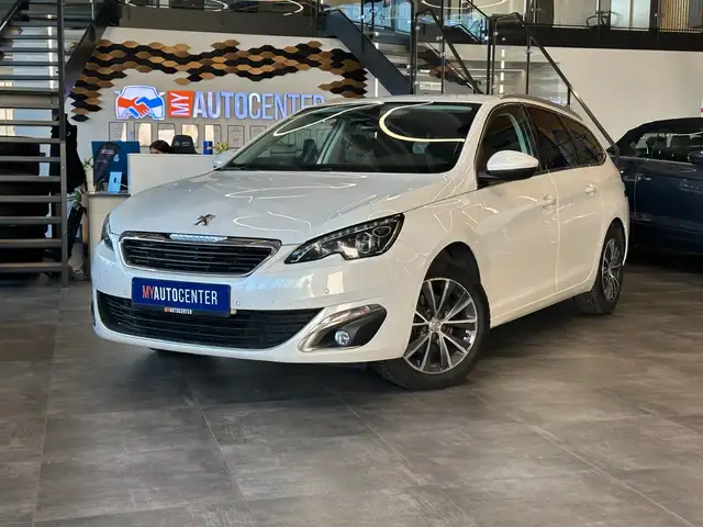 2015 Peugeot 308 in White for sale
