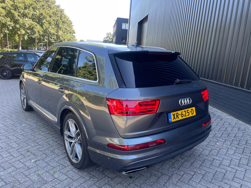 Audi Q7 3.0 TFSI quattro aut S-Line 21 inch ,B&O,trekh,enz — photo 3