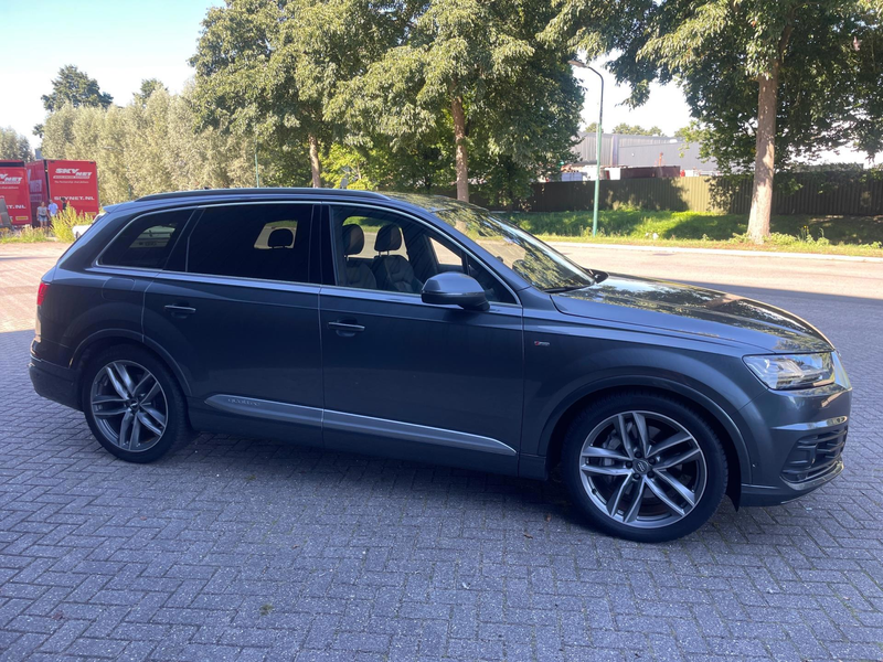 Audi Q7 3.0 TFSI quattro aut S-Line 21 inch ,B&O,trekh,enz — photo 4