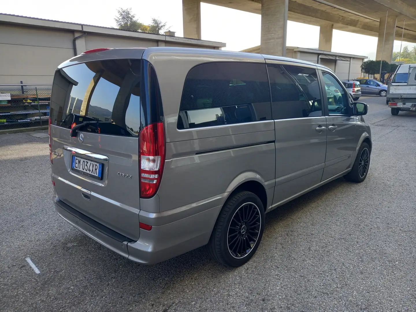 Mercedes-Benz Viano 2.2 cdi ambiente Lang Brąz - 2