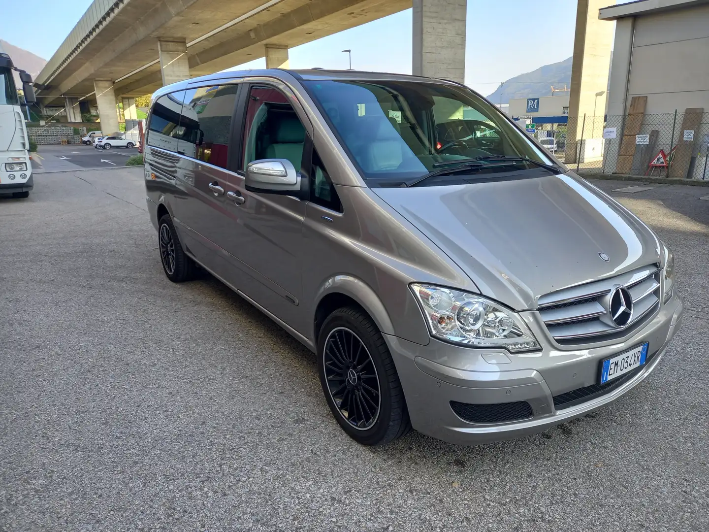 Mercedes-Benz Viano 2.2 cdi ambiente Lang Brąz - 1