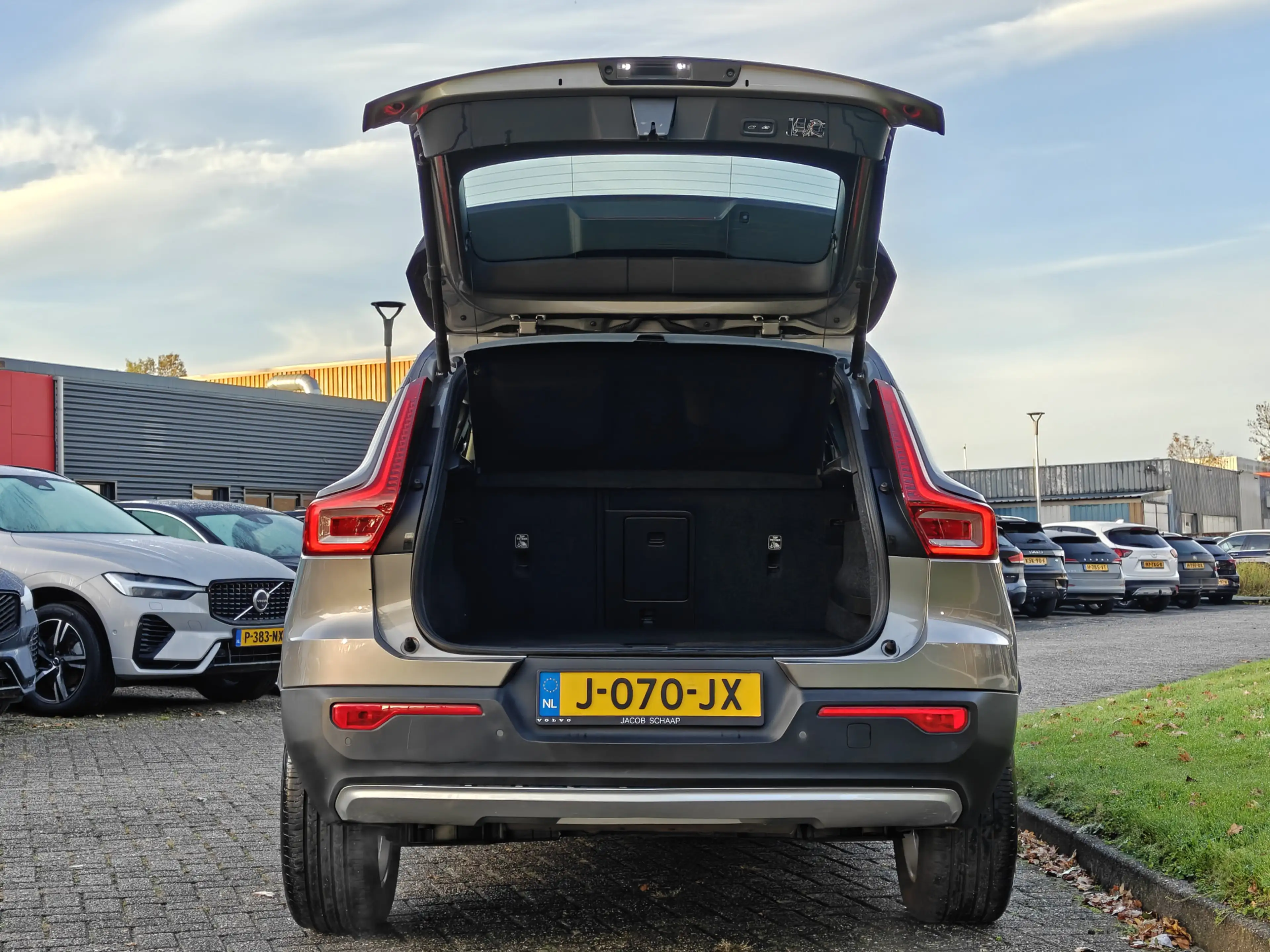 Volvo XC40 T3 163PK Business Pro | BLIS | Trekhaak | ACC | PD — photo 12