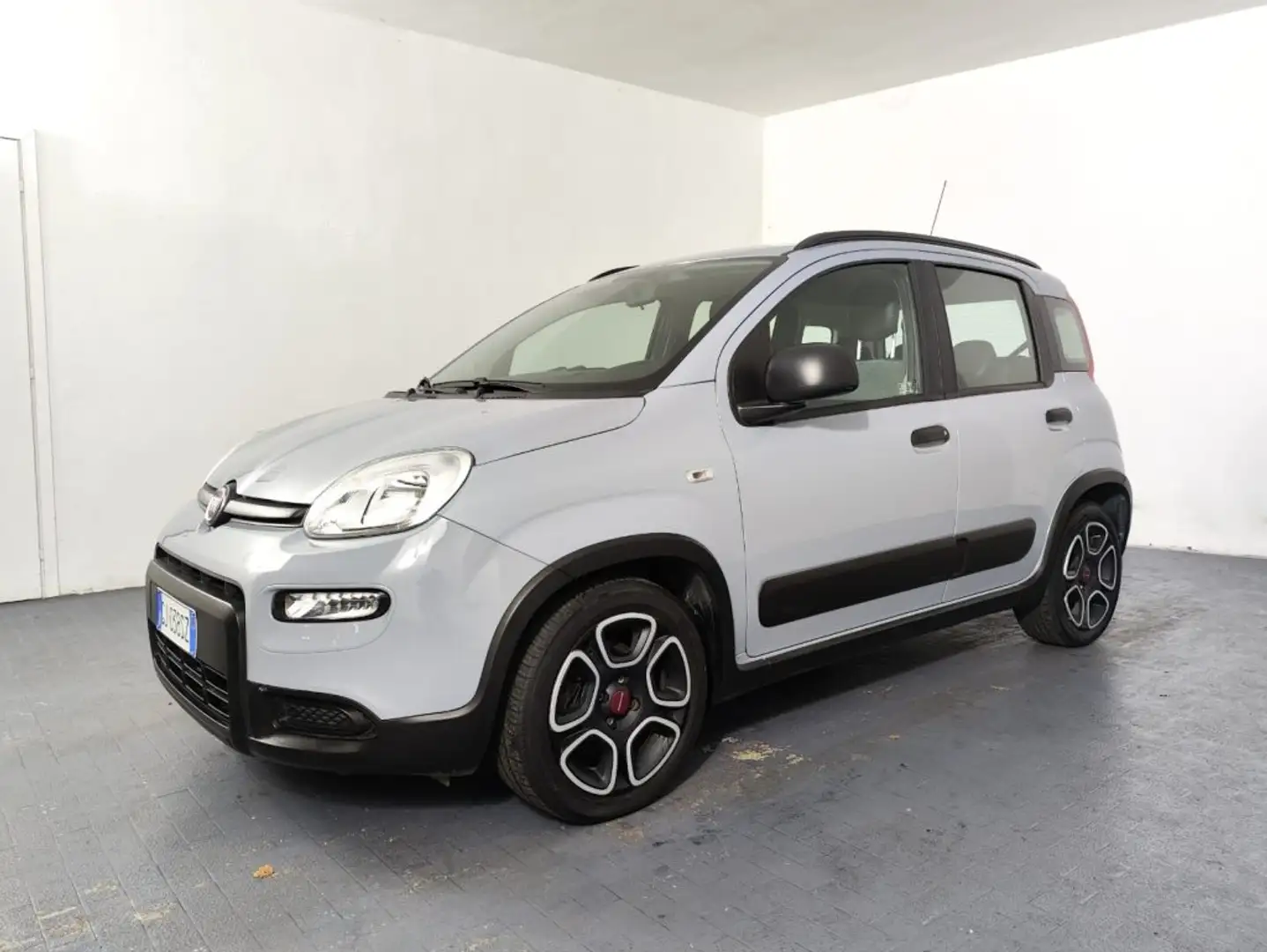Fiat Panda 1.0 FireFly S&S Hybrid City Life Grigio - 2