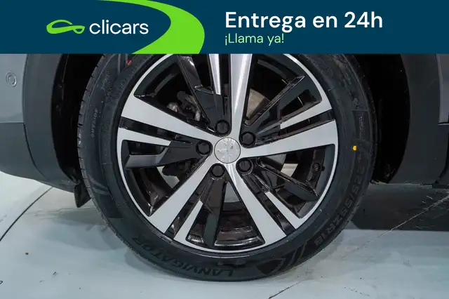 Peugeot 5008 view 11