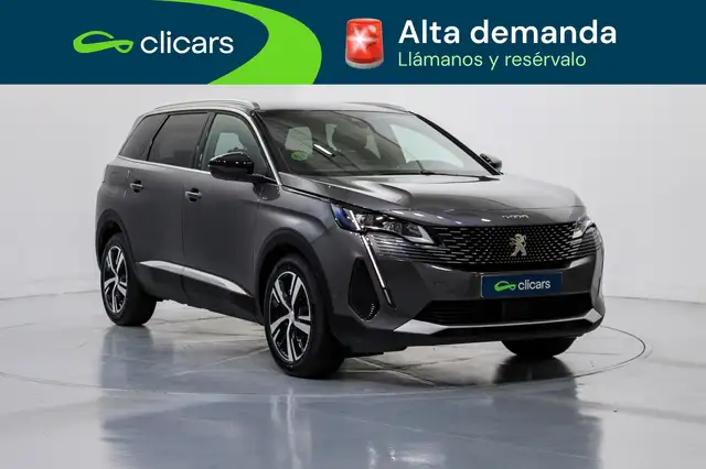Peugeot 5008 view 3