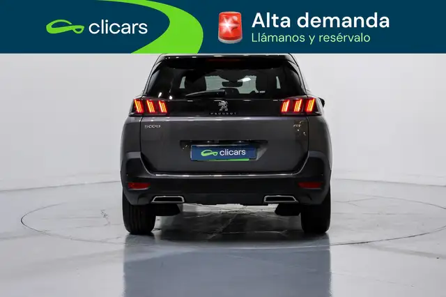 Peugeot 5008 view 4