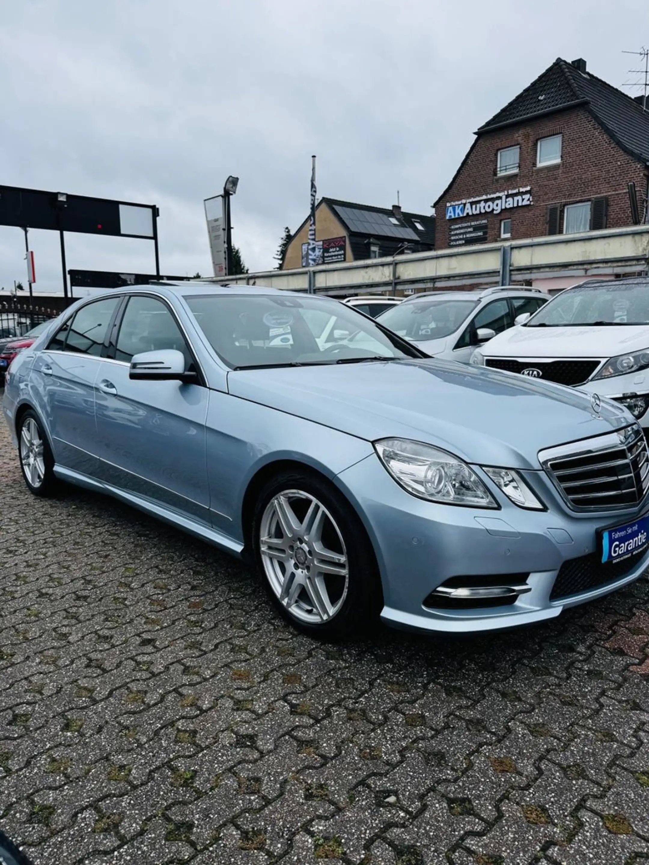 Mercedes-Benz E 300 E Limousine E 300 BlueTec Hybrid — photo 3