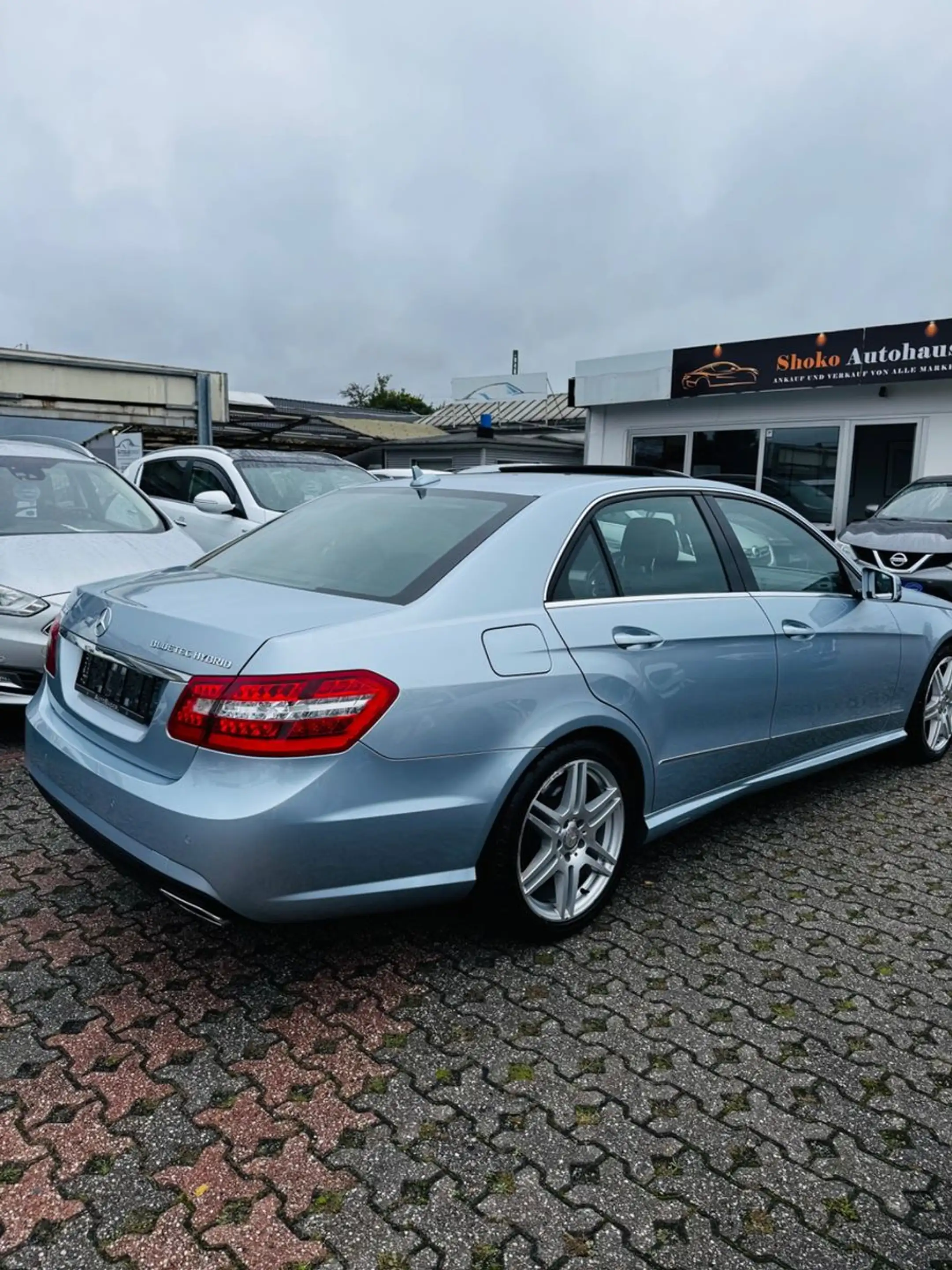 Mercedes-Benz E 300 E Limousine E 300 BlueTec Hybrid — photo 6
