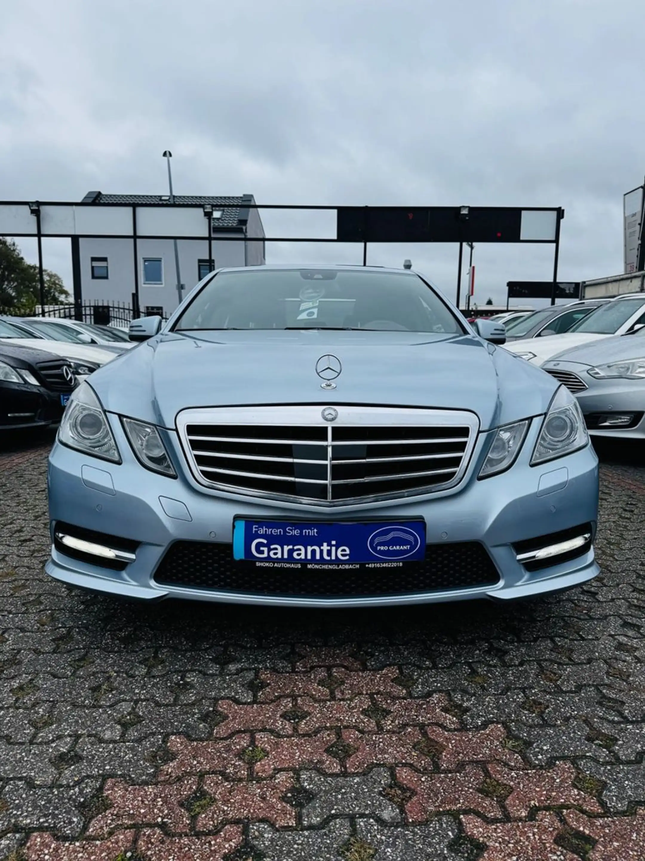 Mercedes-Benz E 300 E Limousine E 300 BlueTec Hybrid — photo 2
