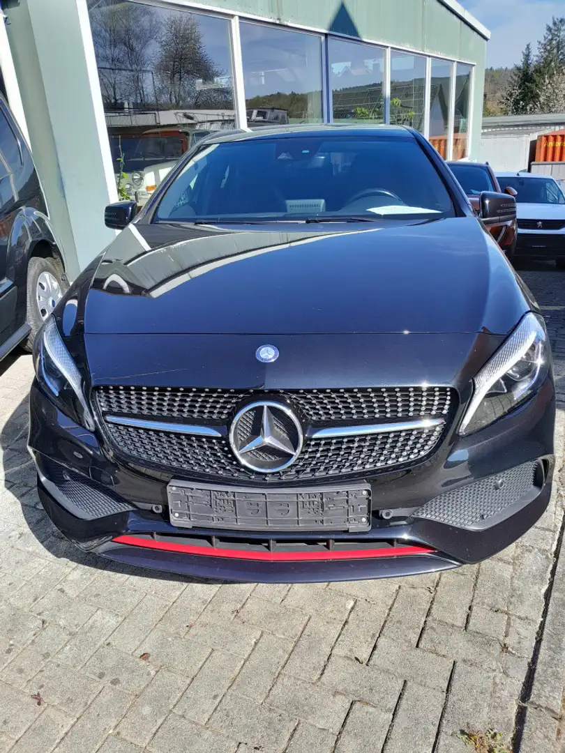 Mercedes-Benz A 250 Sport Automatik Navi Rückfahrkamera Sitzheizung L Negru - 2