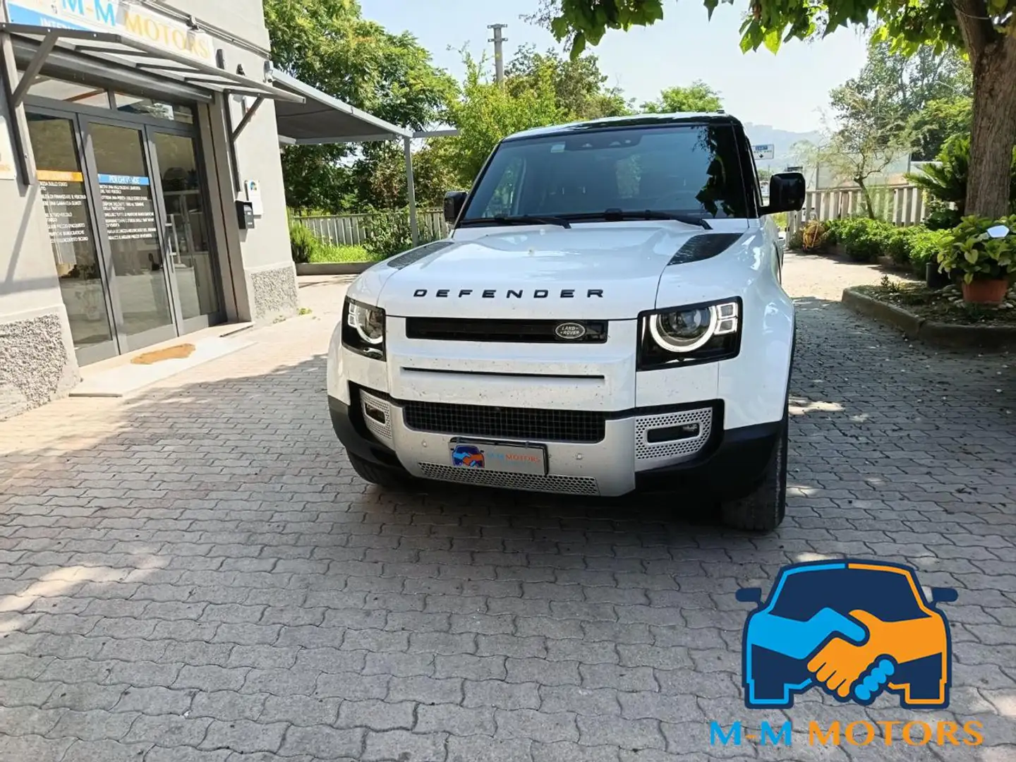 Land Rover Defender 110 3.0D I6 200 CV AWD Auto X-Dynam. SE hybrid Weiß - 2