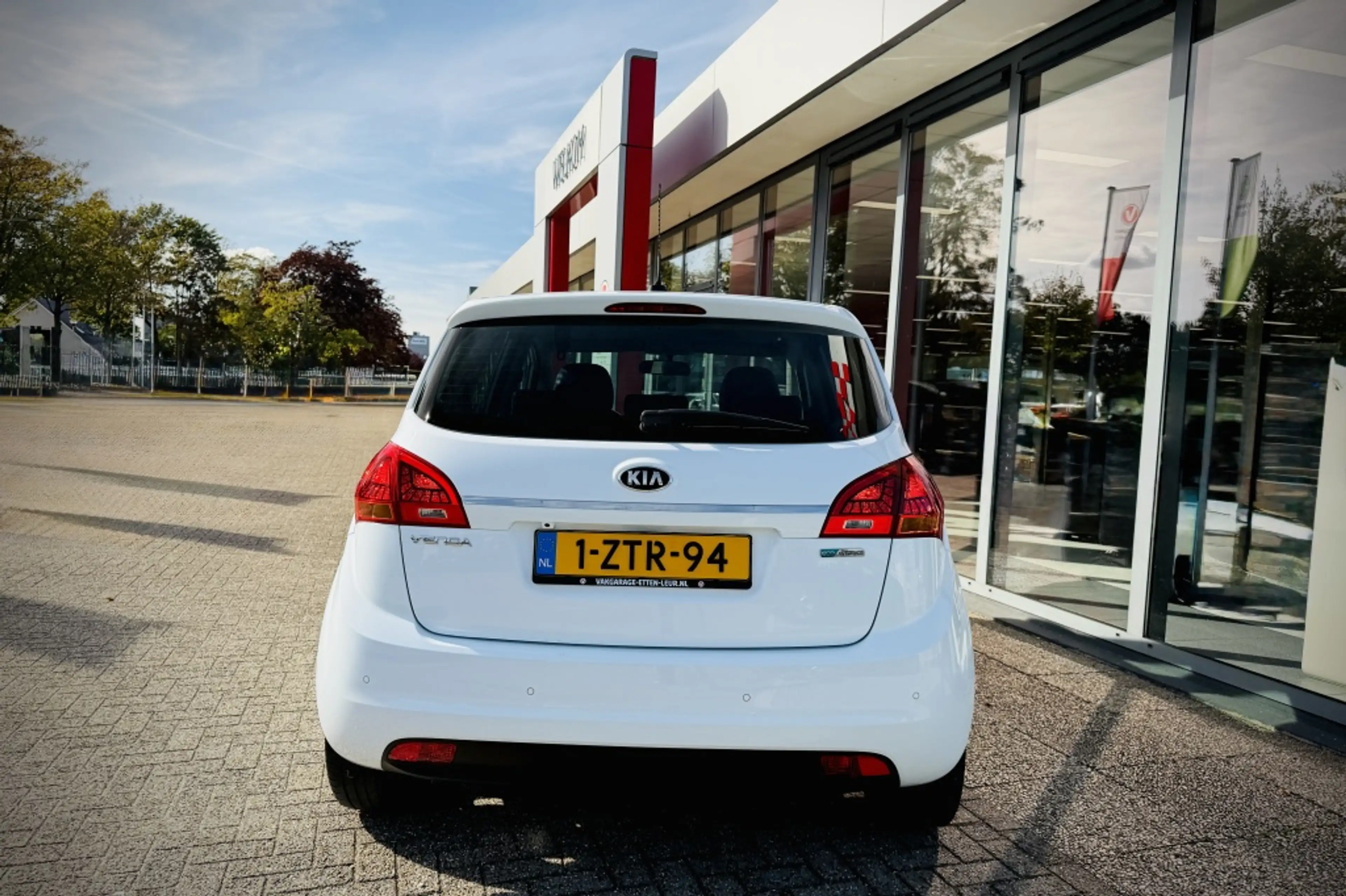 Kia Venga 1.4 CVVT First Edition | CAMERA | CRUISE | CLIMA | — photo 12