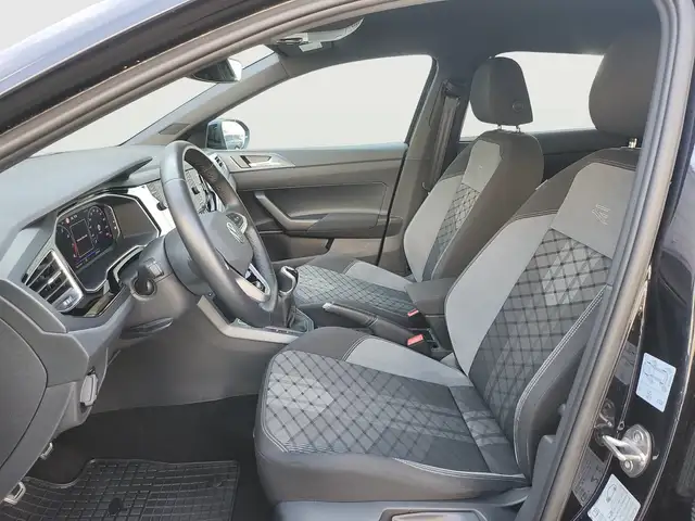 Volkswagen Taigo view 8