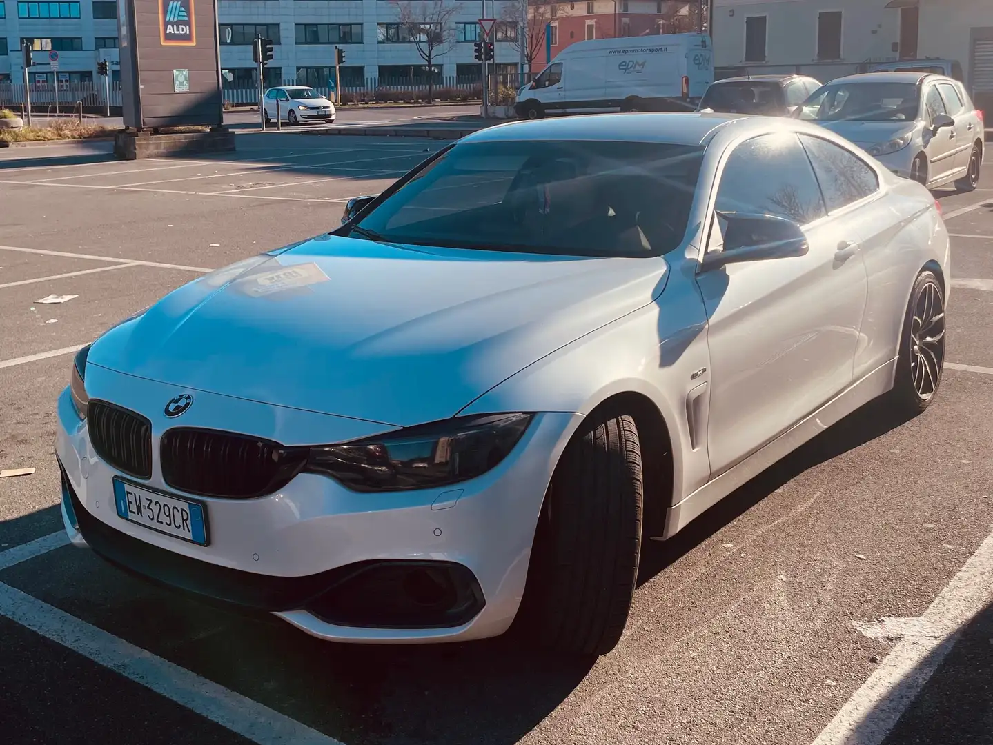 BMW 420 Serie 4 F32 2014 Coupe420d Coupe Sport 184cv auto Bianco - 1