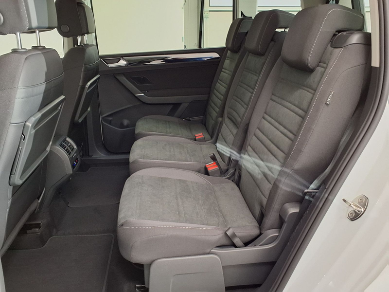 Volkswagen Touran Highline R-Line ACC|AHK|RFK|7-Sitze|LE... — photo 10