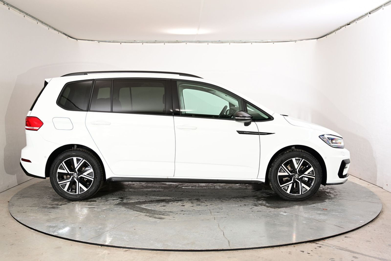Volkswagen Touran Highline R-Line ACC|AHK|RFK|7-Sitze|LE... — photo 6