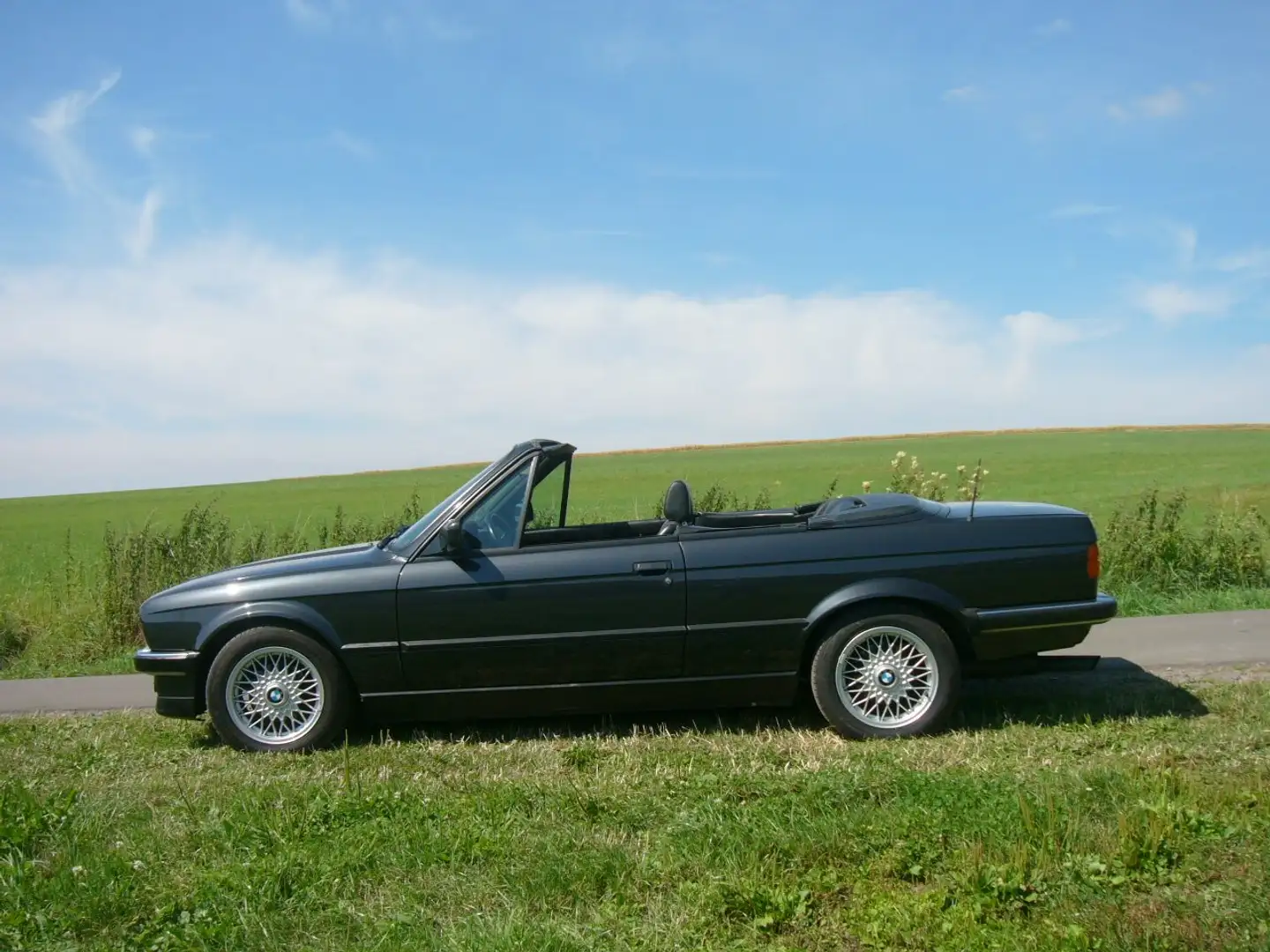 BMW 325 325i Cabrio E30 - VFL Chrommodell Originalzustand Noir - 2