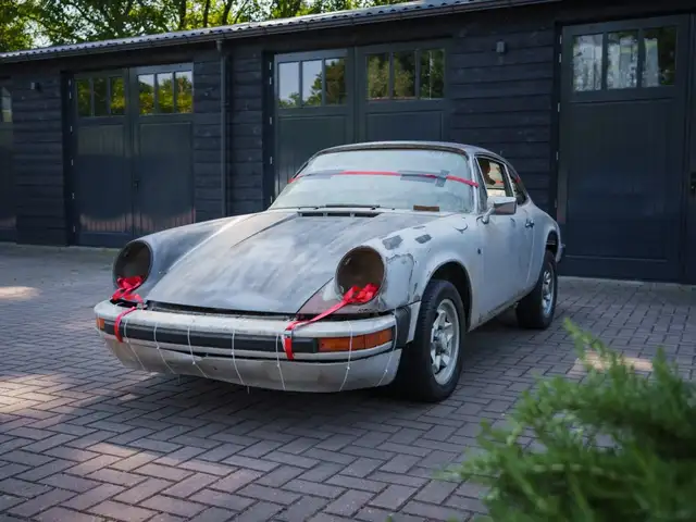 Porsche 911S 25th Anniversary Edition