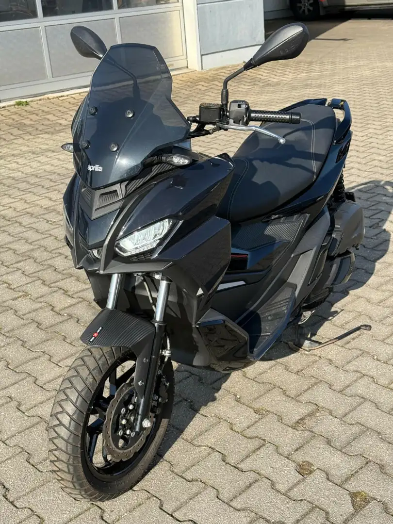 Aprilia SR-GT 125 *BLACK*USB* Schwarz - 1