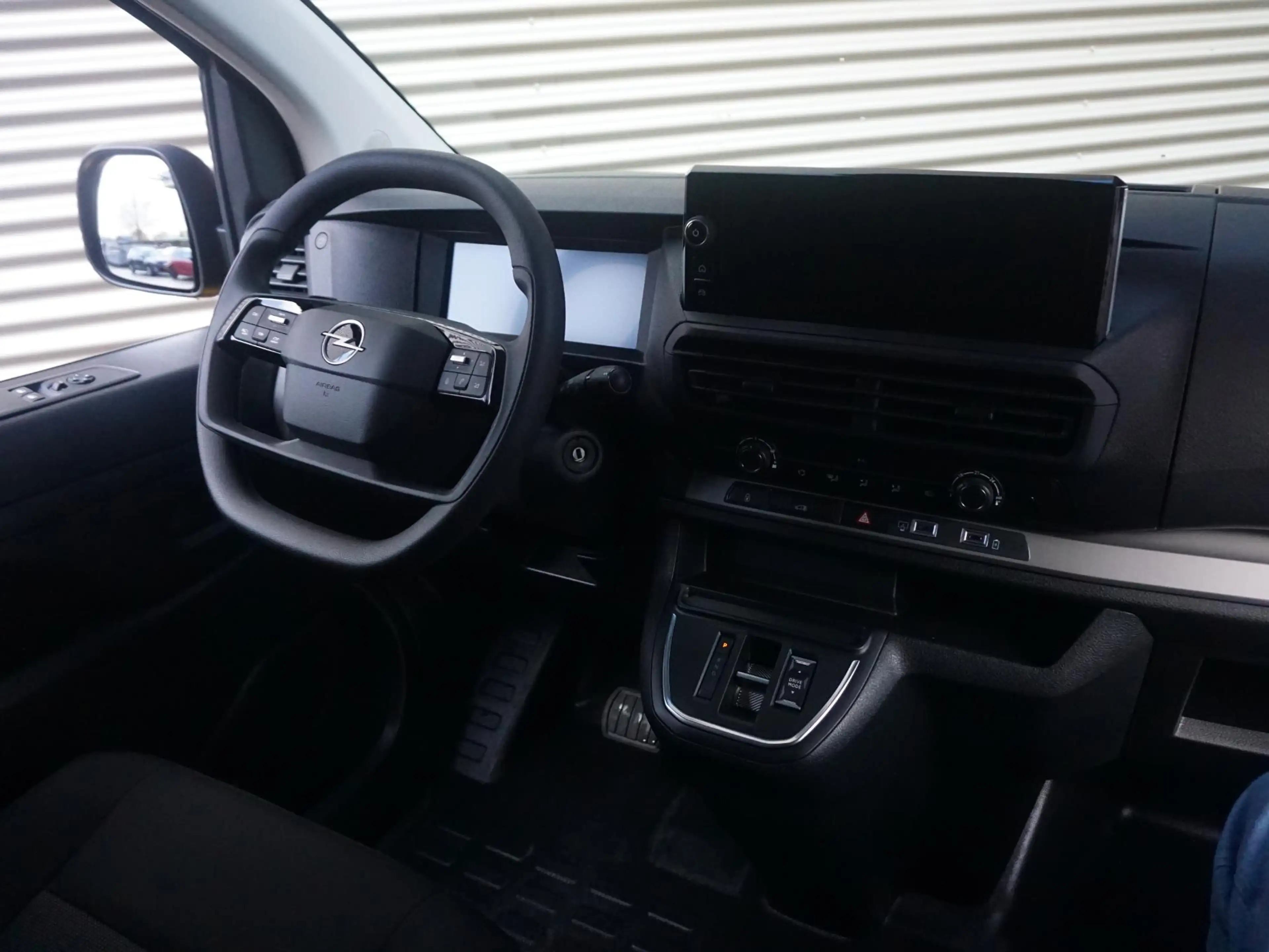 Opel Vivaro-e Electric L3 75 kWh | tot 8 jaar garantie | Apple C — photo 14