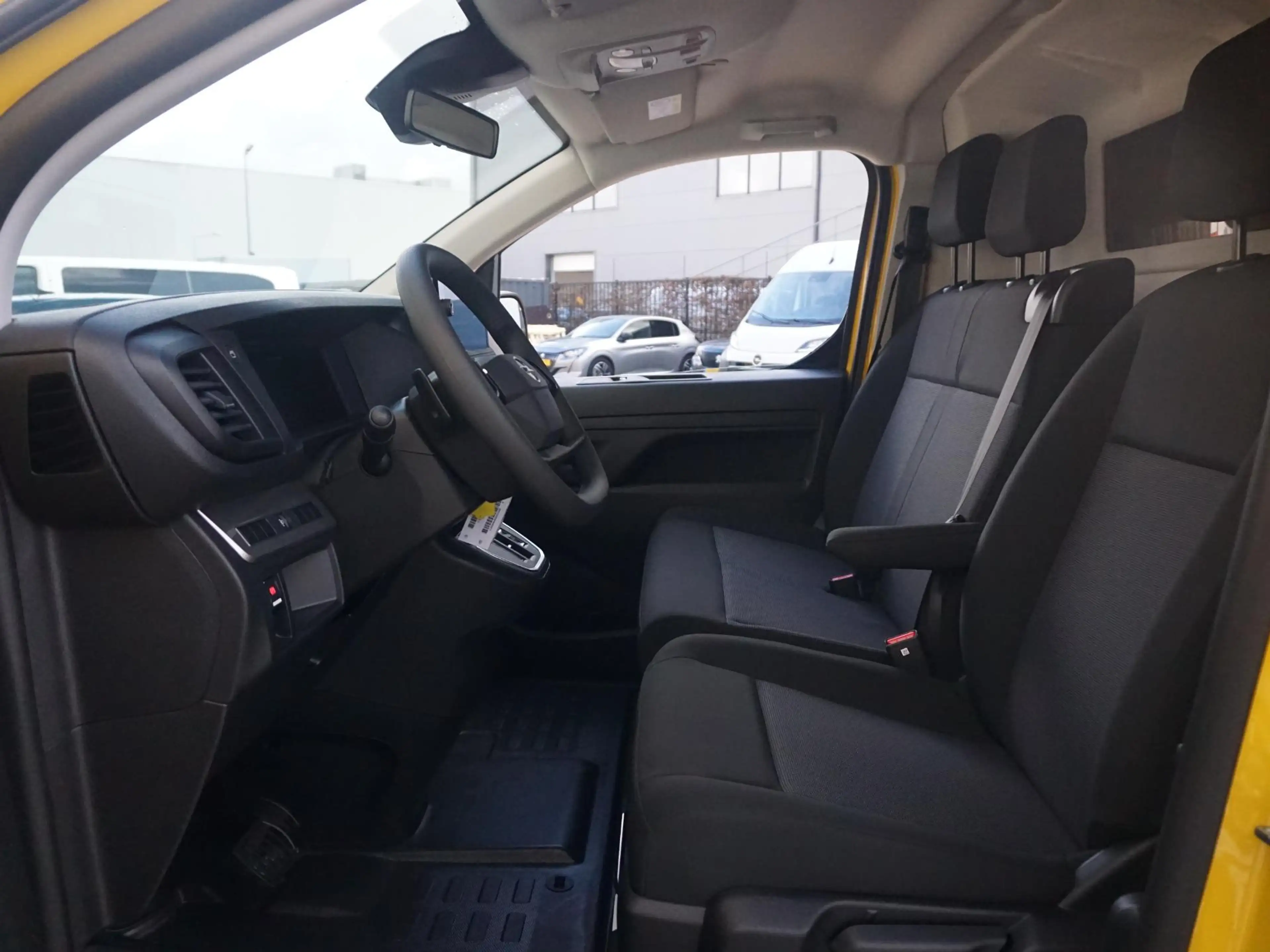 Opel Vivaro-e Electric L3 75 kWh | tot 8 jaar garantie | Apple C — photo 9